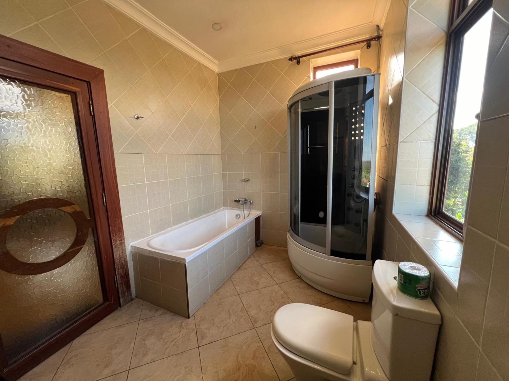 Nejobugg Palace Hotel Nkoanrua ภายนอก รูปภาพ