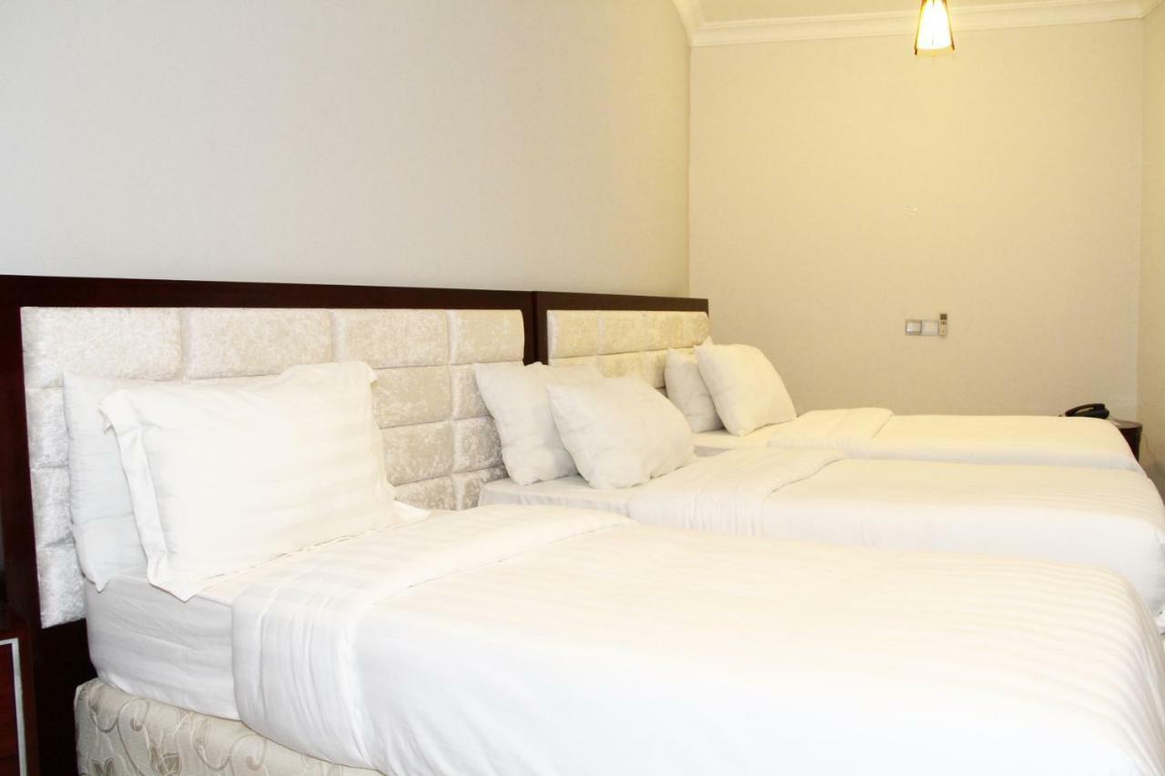 Nejobugg Palace Hotel Nkoanrua ห้อง รูปภาพ