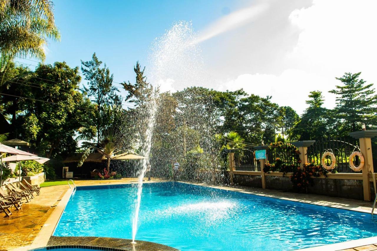 Nejobugg Palace Hotel Nkoanrua ภายนอก รูปภาพ