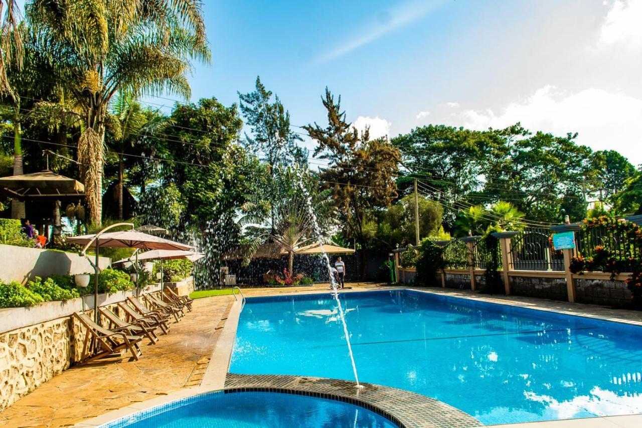 Nejobugg Palace Hotel Nkoanrua ภายนอก รูปภาพ