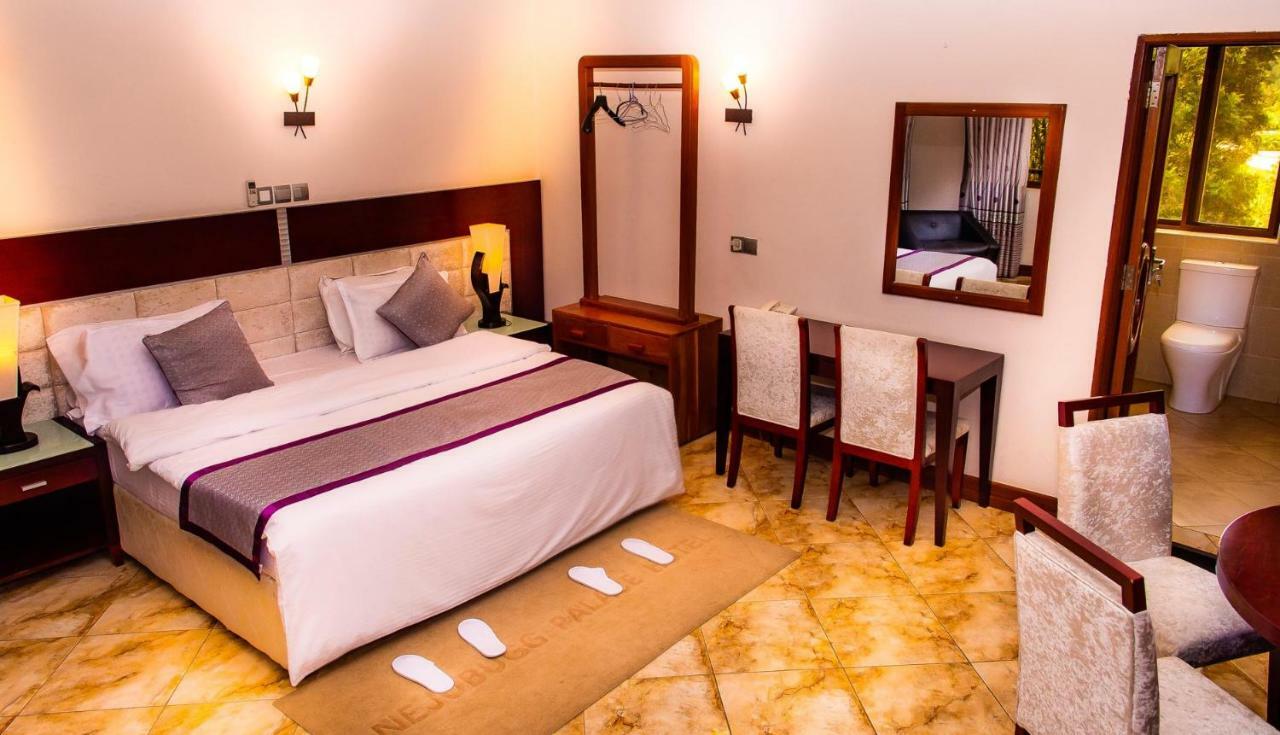 Nejobugg Palace Hotel Nkoanrua ภายนอก รูปภาพ